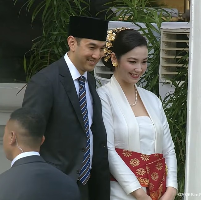 Potret Velove Vexia Bersama Suami Hadiri HUT ke-81 RI di Istana Merdeka
