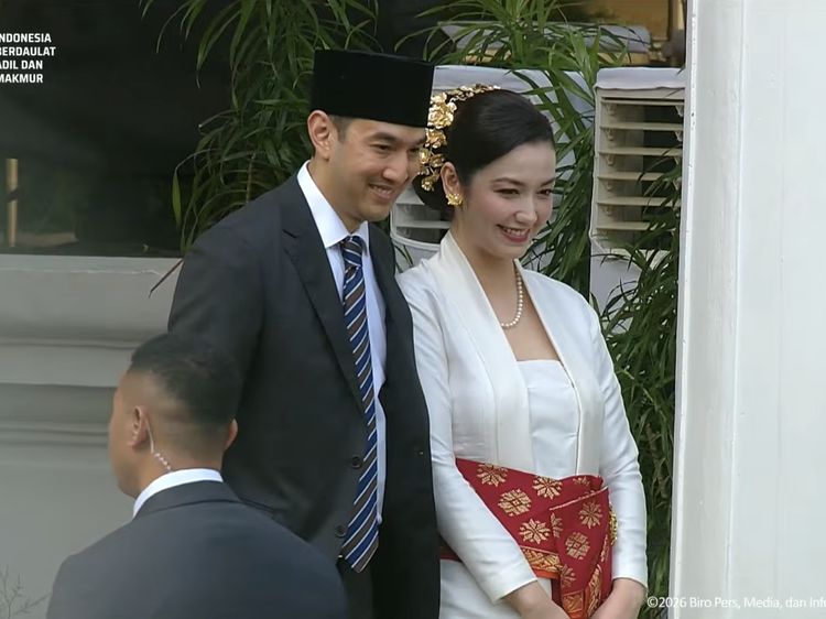 Potret Velove Vexia Bersama Suami Hadiri HUT ke-81 RI di Istana Merdeka