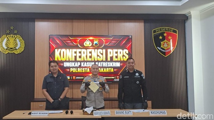 Wakapolresta Solo AKBP Hero Eko Wibowo, saat rilis kasus di Mapolresta Solo, Selasa (18/8/2026).