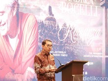 Andrea Bocelli Bawa Tur Romanza 30 Tahun ke Indonesia
