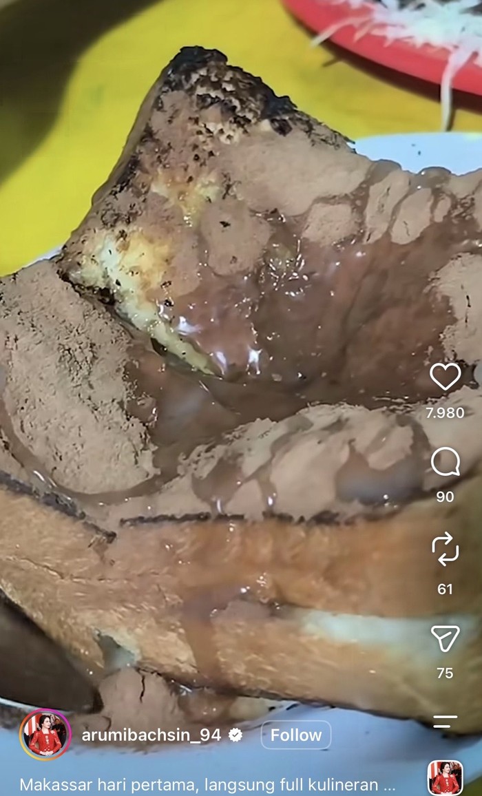Arumi Bachsin Hobi Kulineran Tradisional, Makan Bubur hingga Mukbang Penyetan