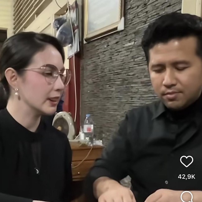 Arumi Bachsin Hobi Kulineran Tradisional, Makan Bubur hingga Mukbang Penyetan