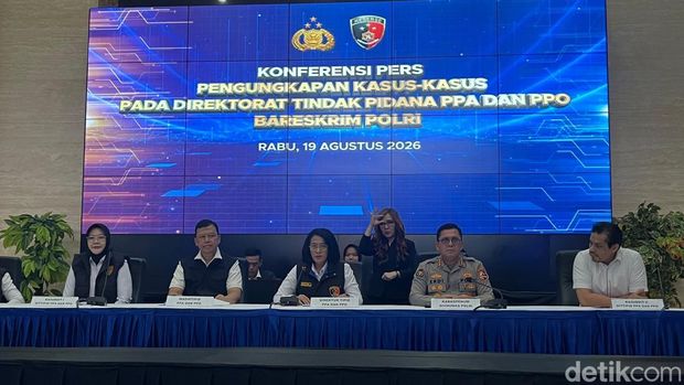 Dirtipid PPA dan PPO Bareskrim Polri, Brigjen Nurul Azizah, dalam bertemu pers kasus pelecehan atlet panjat tebing