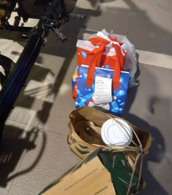 Duh! Ojol Ini Sembarangan Taruh Makanan Tanpa Pakai Box