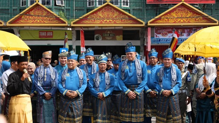 Festival Pacu Jalur 2026 di Tepian Narosa, Kuantan Singingi resmi dibuka, Rabu (19/8/2026).