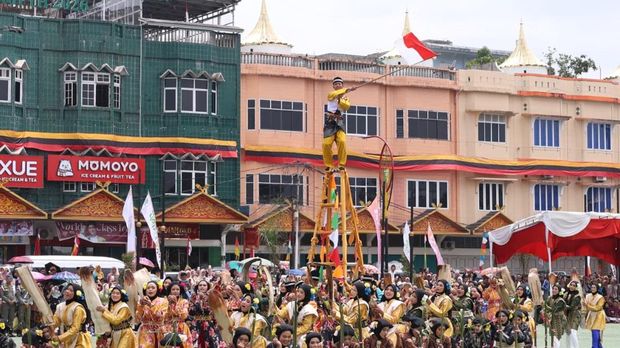 Festival Pacu Jalur 2026 di Tepian Narosa, Kuantan Singingi resmi dibuka Festival Pacu Jalur 2026 di Tepian Narosa, Kuantan Singingi resmi dibuka, Rabu (19/8/2026).