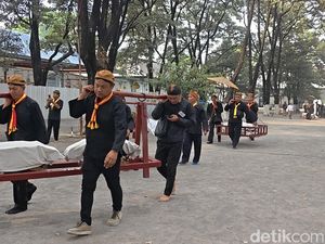 Kala 2 Kubu di Keraton Solo Rebutan Gamelan Sekaten