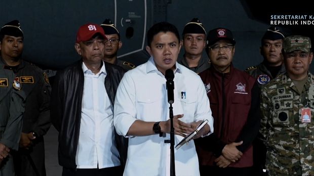 Hari Kelima Pascabencana, Pemerintah Kirim 65 Ton Logistik ke NTT. (Tangkapan Layar Youtube Setkab RI)