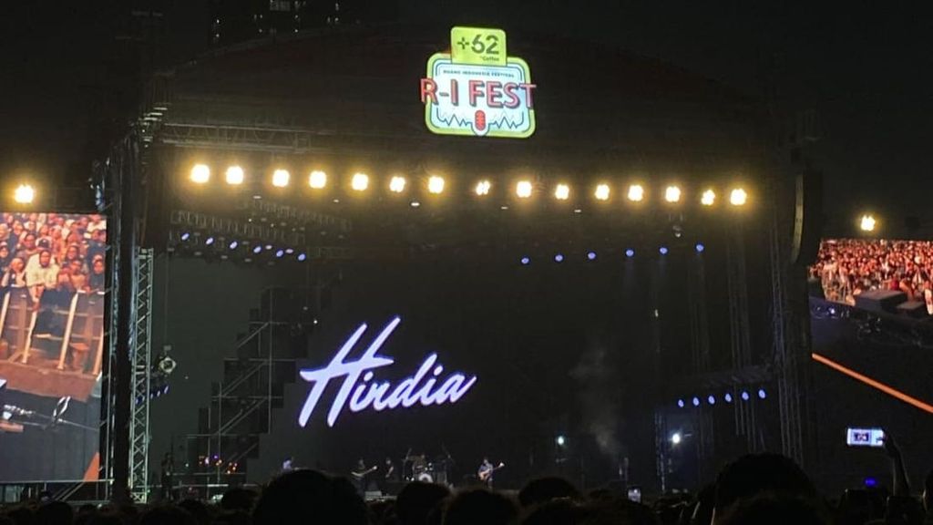 Hindia-Denny Caknan Sukses Meriahkan Festival Musik Perayaan HUT RI