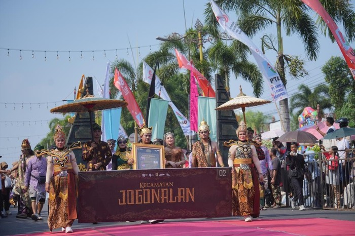 Karnaval budaya tahun 2026 di Jalan Pemuda Klaten.