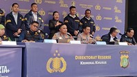 Polda Metro Bongkar Sindikat Produsen Meterai Palsu, 16 Orang Jadi Tersangka