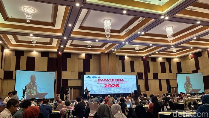 Konsorsium Perguruan Tinggi Negeri Kawasan Timur Indonesia (KPTN-KTI) melakukan rapat kerja di Hotel Universitas Hasanuddin (Unhas).