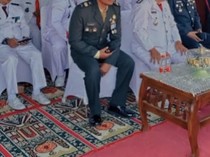 Camat di Buteng Minta Maaf soal Karpet Masjid Jadi Alas Panggung HUT RI