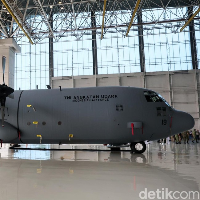 Hercules TNI AU Dimodernisasi Total di Dalam Negeri