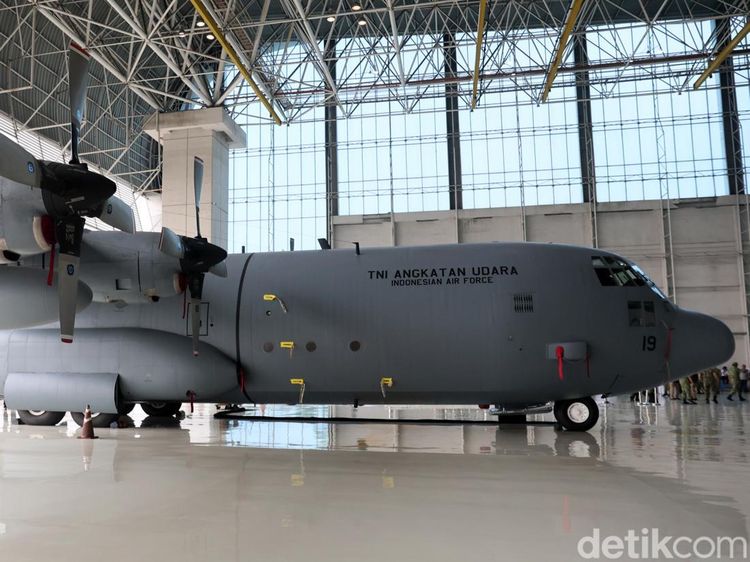 Hercules TNI AU Dimodernisasi Total di Dalam Negeri