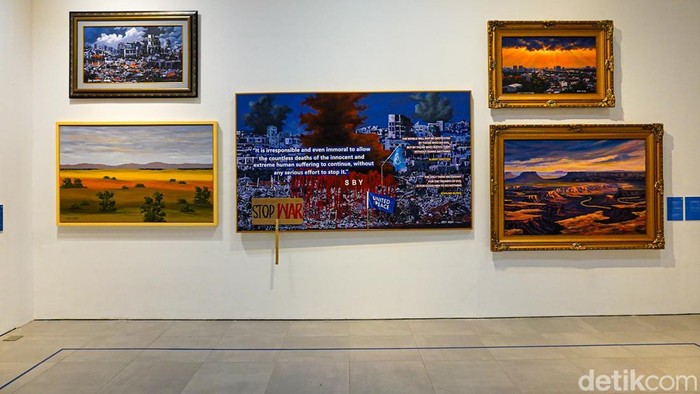 SBY Art Community pamerkan 150 karya dari 27 seniman di Taman Ismail Marzuki Jakarta, Rabu (19/8/2026).

SBY Art Community menggelar pameran lukisan bertajuk 