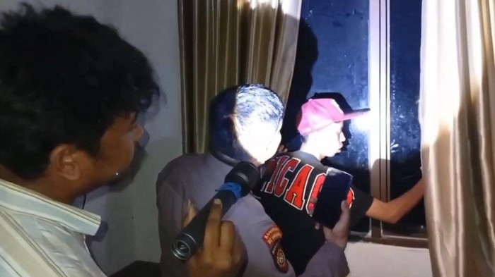 Sebuah wisma di Makassar dibobol maling.
