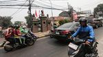 Terobos One Way, Pemotor Lawan Arus Berjamaah di Pondok Labu