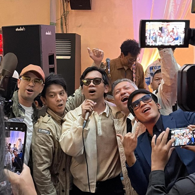 Momen The Dudas-1 Nyanyi Cinta Ini Membunuhku Bareng DMasiv