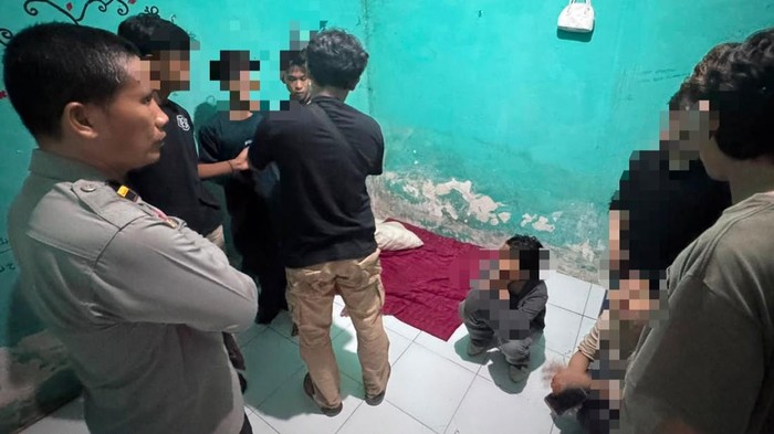Tiga gadis ABG berusia 14 tahun di Kabupaten Mamuju, Sulawesi Barat (Sulbar), dua hari dilaporkan hilang oleh keluarganya.