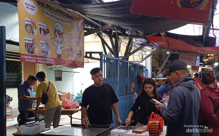 Aneka Kuliner Cemilan di Glodok yang Menggugah Selera
