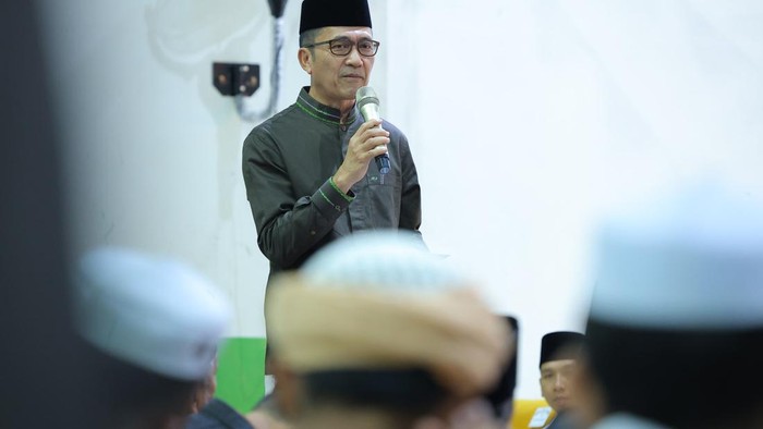 Wali Kota Palembang Ratu Dewa.