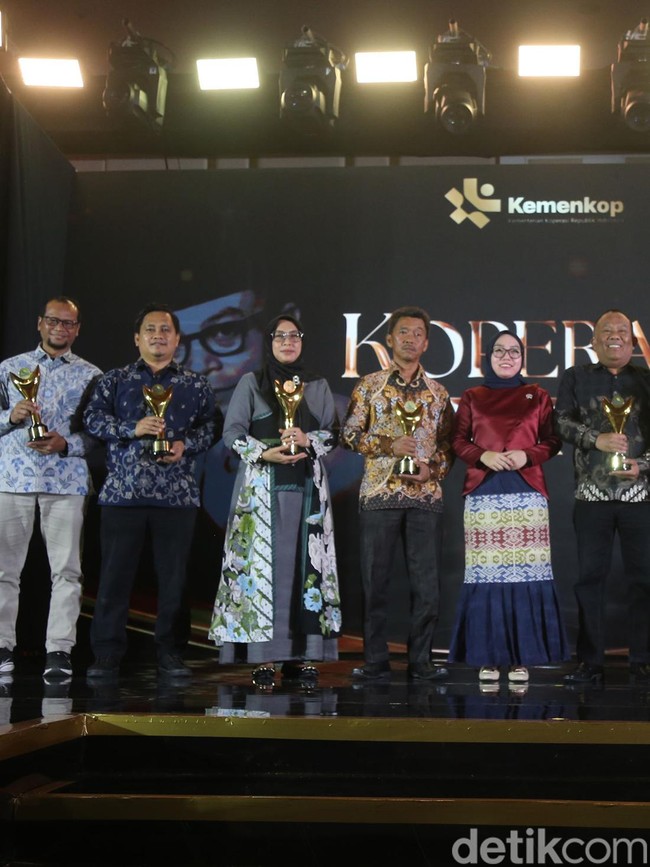 8 Tokoh Terima Koperasi Awards 2026 Kategori Bakti Koperasi Makarti Guna Swasembada