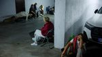 Basement Jadi Tempat Berlindung Warga Saat Kyiv Diserang