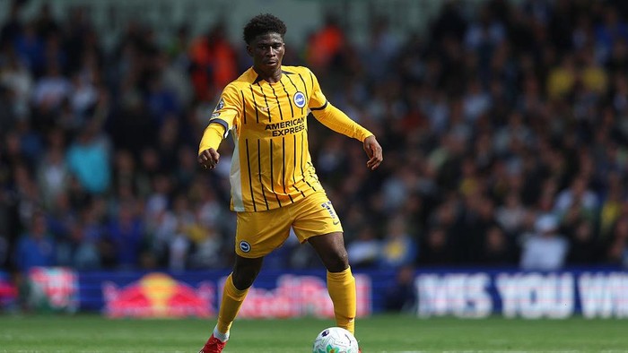 LEEDS, ENGLAND - MAY 17: Carlos Baleba of Brighton & Hove Albion during the Premier League match between Leeds United and Brighton & Hove Albion at Elland Road on May 17, 2026 in Leeds, England. (Photo by Nathan Stirk/Getty Images)