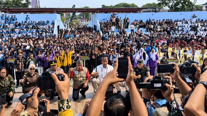 Deklarasi Akbar Perang Melawan Narkoba yang digelar di kawasan Bundaran Besar Talawang, Palangka Raya.