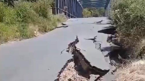 Jembatan di Trans Flores mengalami kerusakan akibat gempa susulan