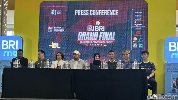 Grand Final Indonesia Pingpong League (IPL) Season 2 bukan cuma menyajikan persaingan klub-klub tenis meja. Ada pula duel ekshibisi Desta Mahendra vs Bedu yang akan meramaikan babak puncak kompetisi tersebut. Grand Final IPL Season 2 akan digelar pad