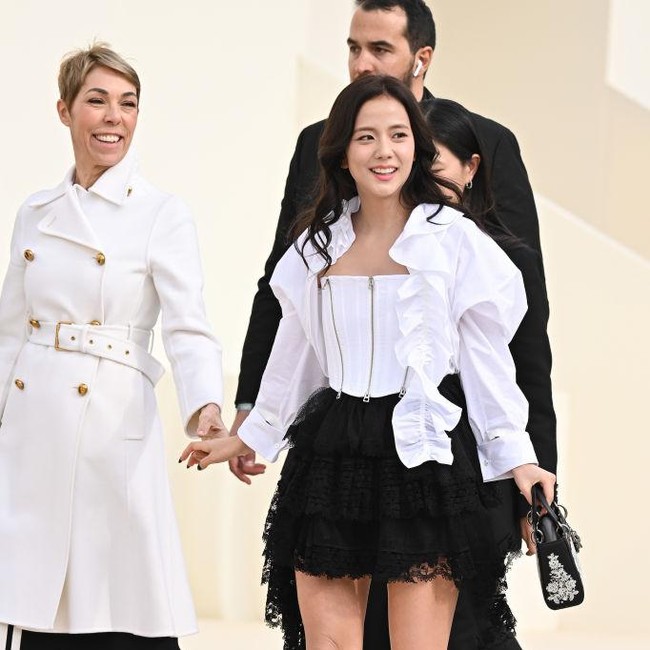 Potret Akrab Jisoo BLACKPINK & Mathilde, Petinggi Dior yang Tewas Kecelakaan