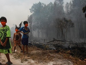 Karhutla Paksa Sekolah Libur, Menkes: Kita Sudah Kirim Lebih dari 5 Juta Masker
