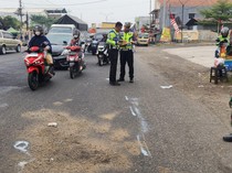 Pemotor di Karanganyar Tewas Terlindas Truk Usai Gagal Salip dari Kiri