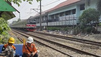 Identitas Korban Tewas Tertemper KRL di Tebet: Kakek Berusia 80 Tahun