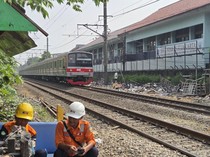 Identitas Korban Tewas Tertemper KRL di Tebet: Kakek Berusia 80 Tahun