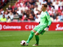 Ter Stegen Langsung Geser Posisi Maarten Paes dari Kiper Utama Ajax