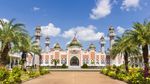 Masjid Pusat Pattani, Ikon Islam Thailand yang Mirip Taj Mahal