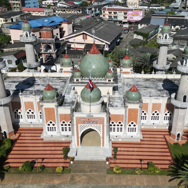 Masjid Pusat Pattani, Ikon Islam Thailand yang Mirip Taj Mahal