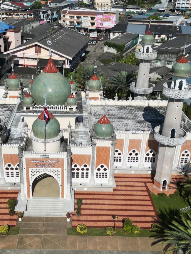 Masjid Pusat Pattani, Ikon Islam Thailand yang Mirip Taj Mahal