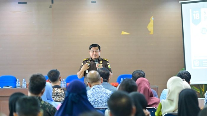 PDAM Makassar menggandeng Kejati Sulsel untuk memberikan penguatan pemahaman hukum para pegawai. Dokumen Istimewa