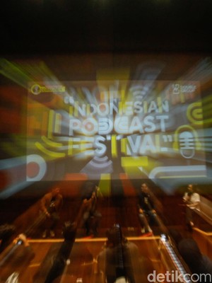 Podcast Tak Cuma Didengar, Kini Naik Panggung Lewat Festival