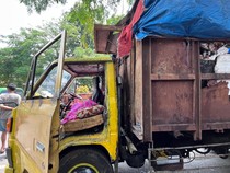 Sopir Truk Sampah DLH Bogor Meninggal Tertidur di Ruang Kemudi