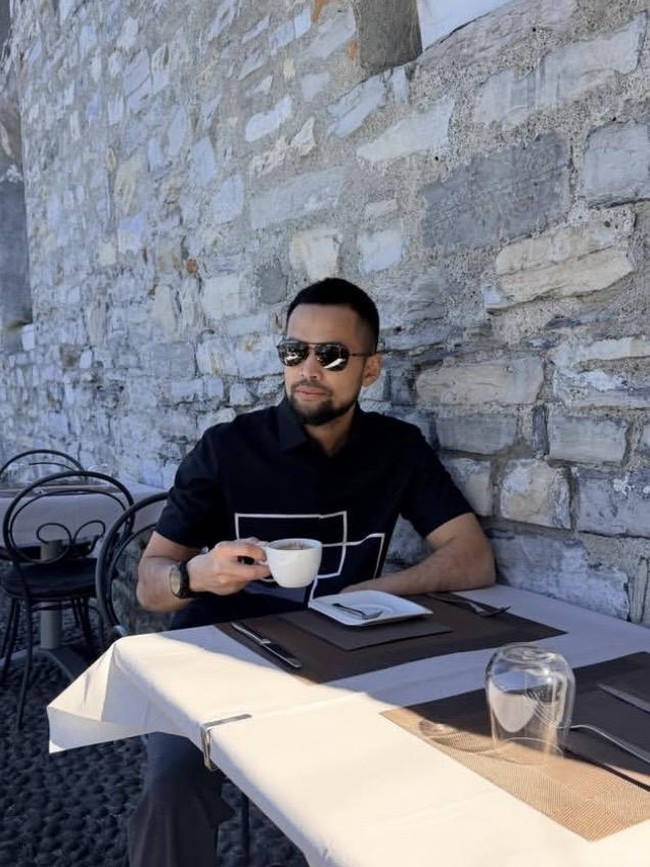 Teuku Wisnu Tekuni Bisnis Kuliner, Jualan Strudel hingga Masakan Rumah!