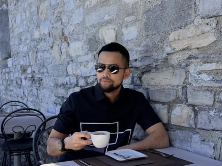 Teuku Wisnu Tekuni Bisnis Kuliner, Jualan Strudel hingga Masakan Rumah!
