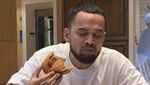 Teuku Wisnu Tekuni Bisnis Kuliner, Jualan Strudel hingga Masakan Rumah!