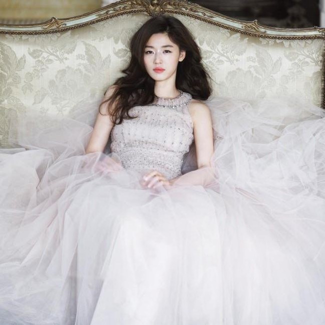 Pesona Bak Dewi, Foto Prewedding Jun Ji Hyun 14 Tahun Lalu Viral Bikin Takjub