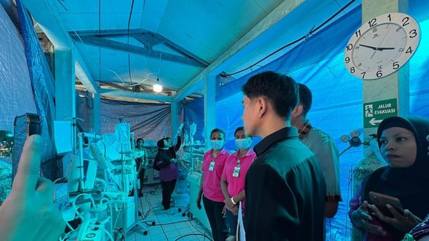 Wapres Gibran meninjau  RSUD TC Hillers di NTT. (Foto Setwapres RI)