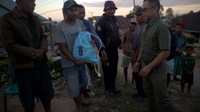 Warga Terdampak Bencana NTT Terima Langsung Bantuan Pemerintah